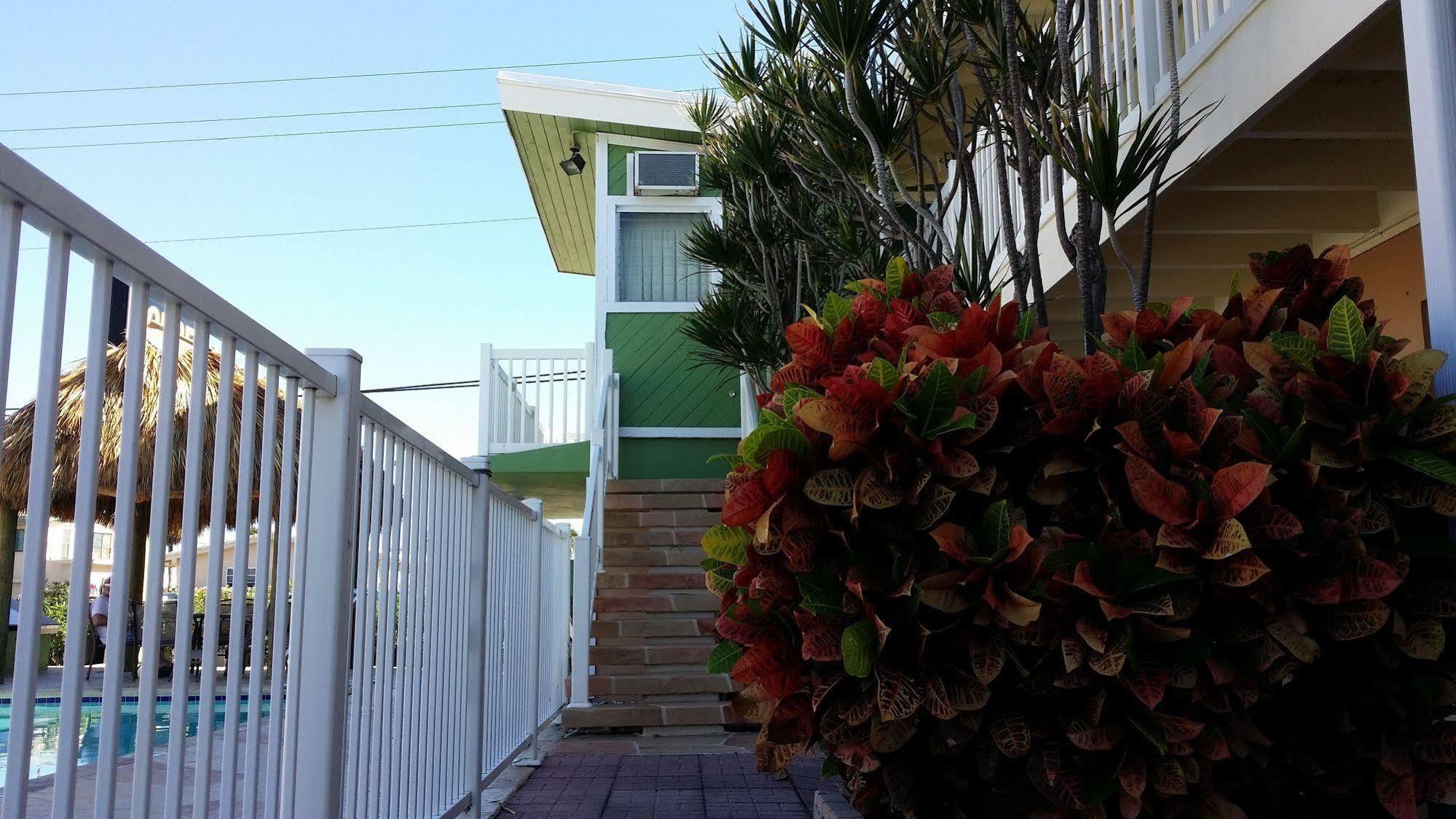 The Palms On Ocean Motel Pompano Beach Buitenkant foto